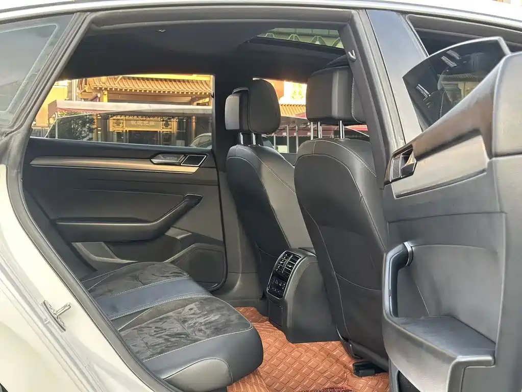 Volkswagen CC — миниатюра 12