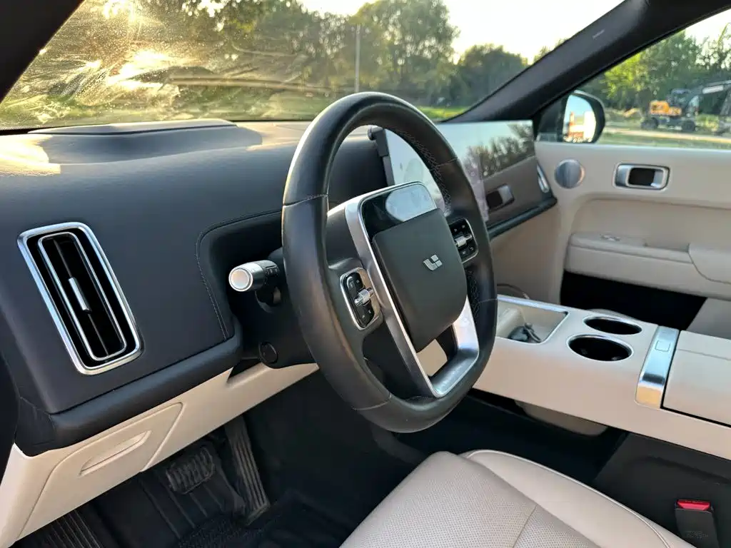 Li Auto Li L8 — миниатюра 14