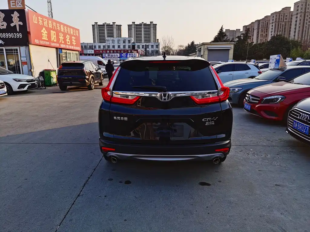 HONDA CR V