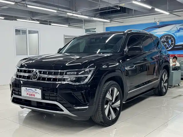 VOLKSWAGEN TOURANG 2025