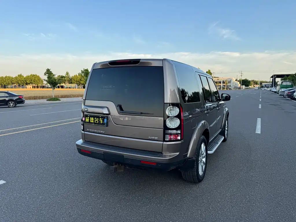 Land Rover Discovery 2015 3.0 SC V6 HSE