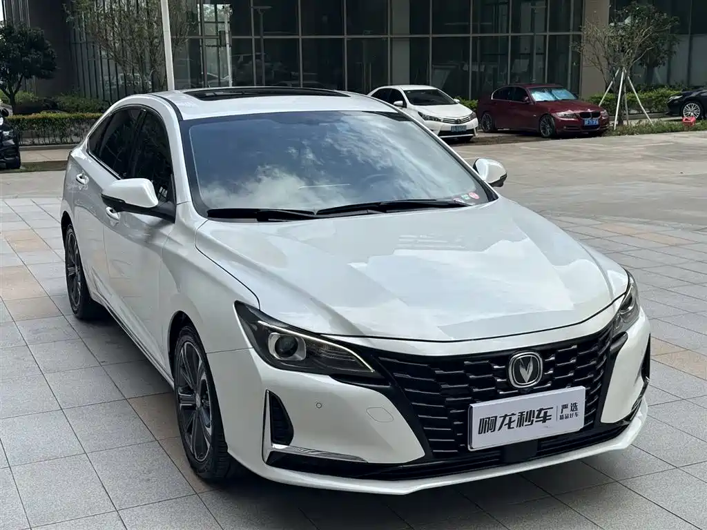 Changan CC 2022 1.5T DCT Luxury