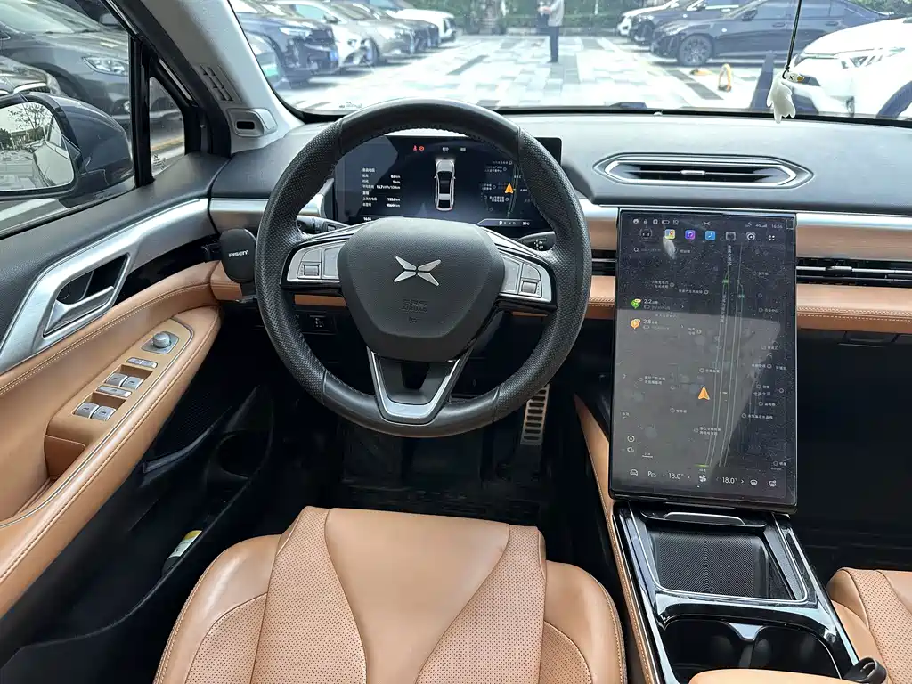 XPeng P5 — миниатюра 8