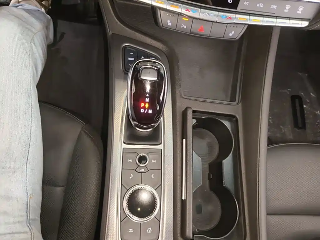 Cadillac CT5 — миниатюра 19