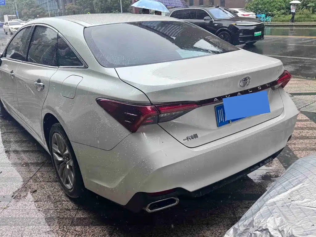 Toyota Avalon — миниатюра 4