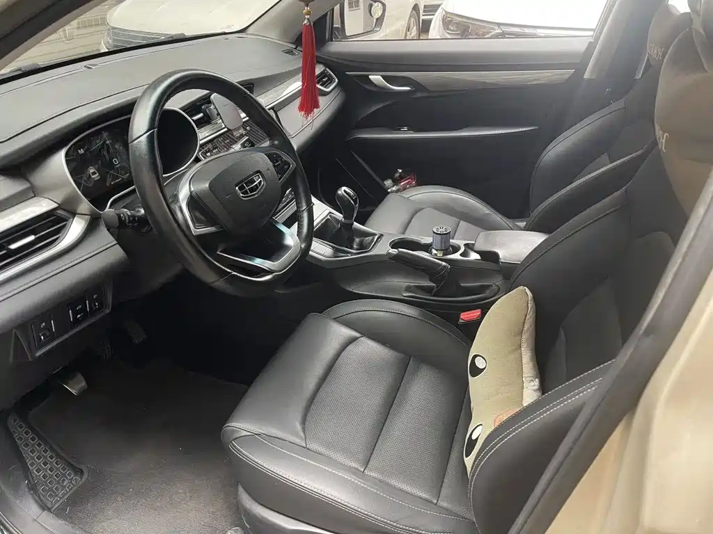 Geely Emgrand — миниатюра 6