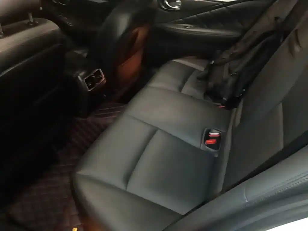 Infiniti Q50L — миниатюра 17