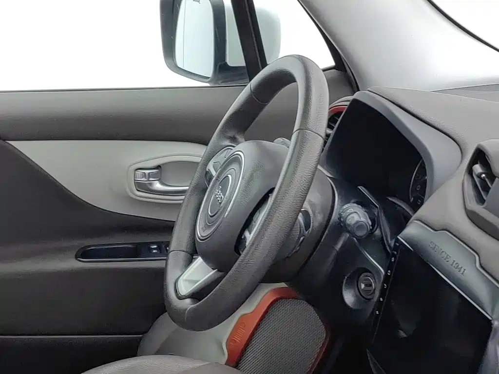 Jeep Renegade — миниатюра 22