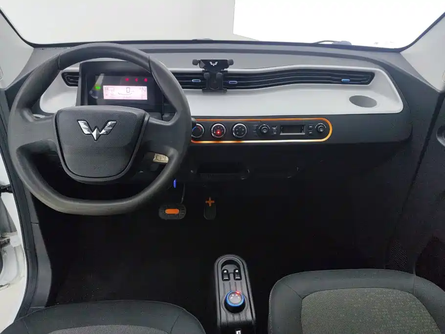 Wuling MINIEV — миниатюра 12