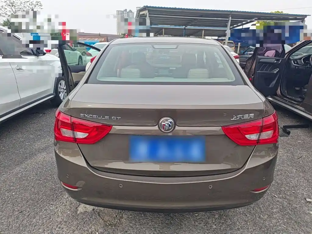 Buick Excelle — миниатюра 6