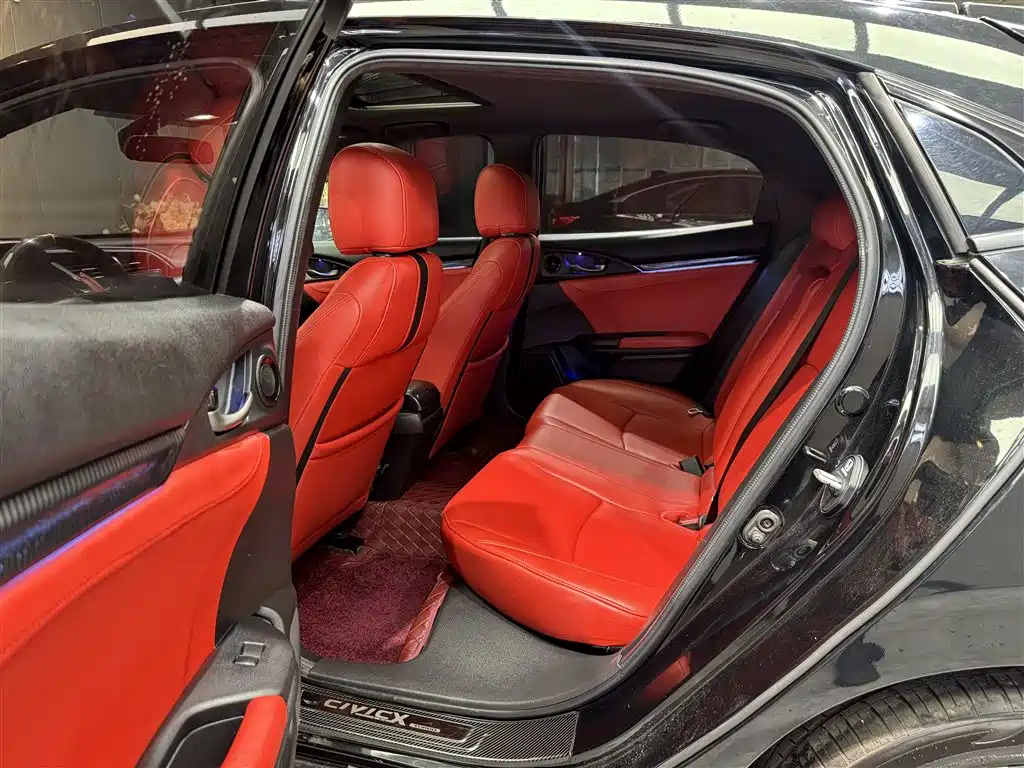 Honda Civic — миниатюра 6