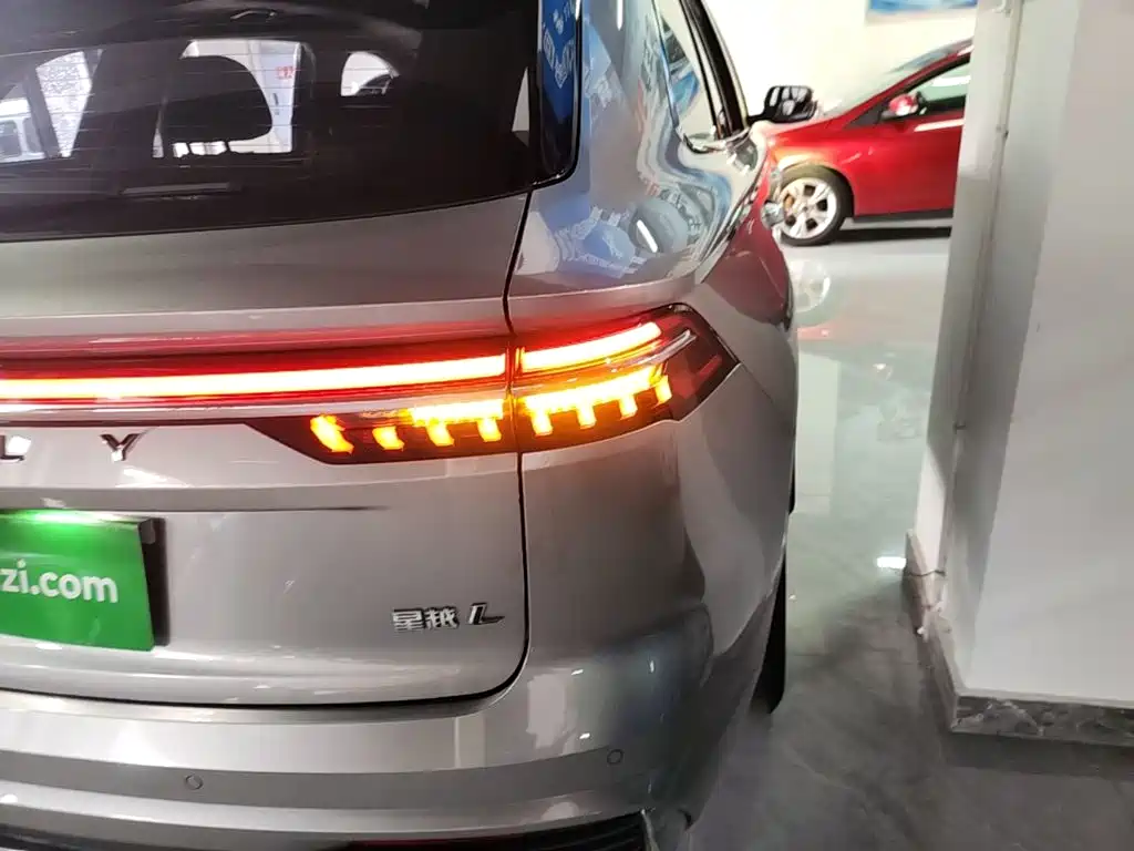 Geely Xingyue L — миниатюра 8