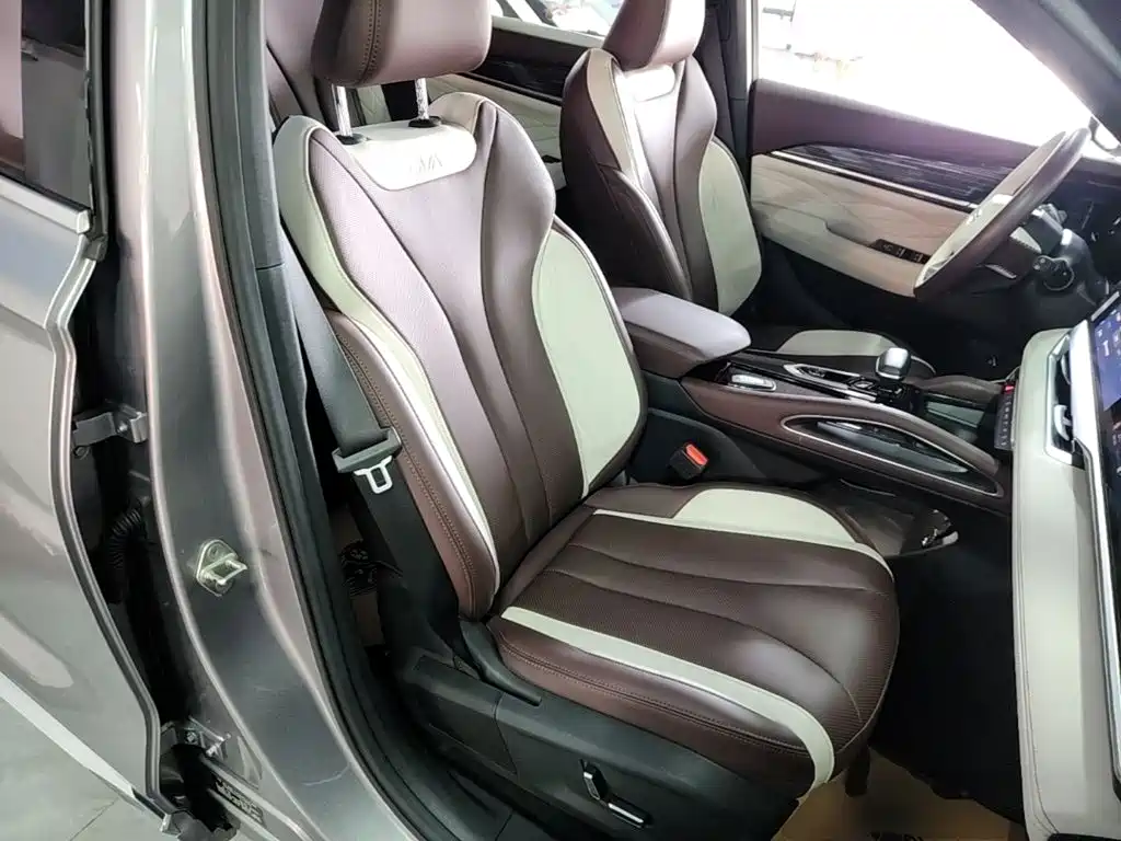 Geely Xingyue L — миниатюра 25