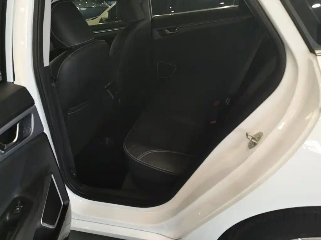 Geely Emgrand GL — миниатюра 14