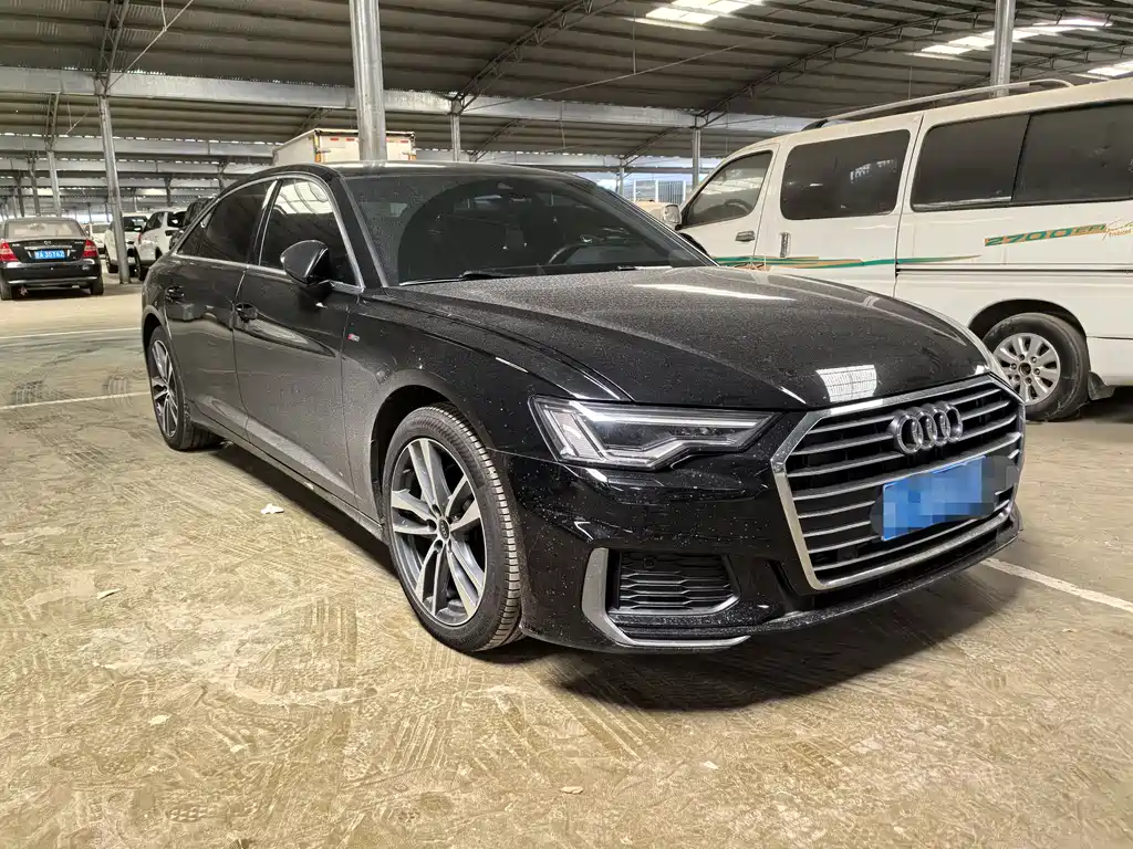 Audi A6L 2022 40 TFSI Luxury