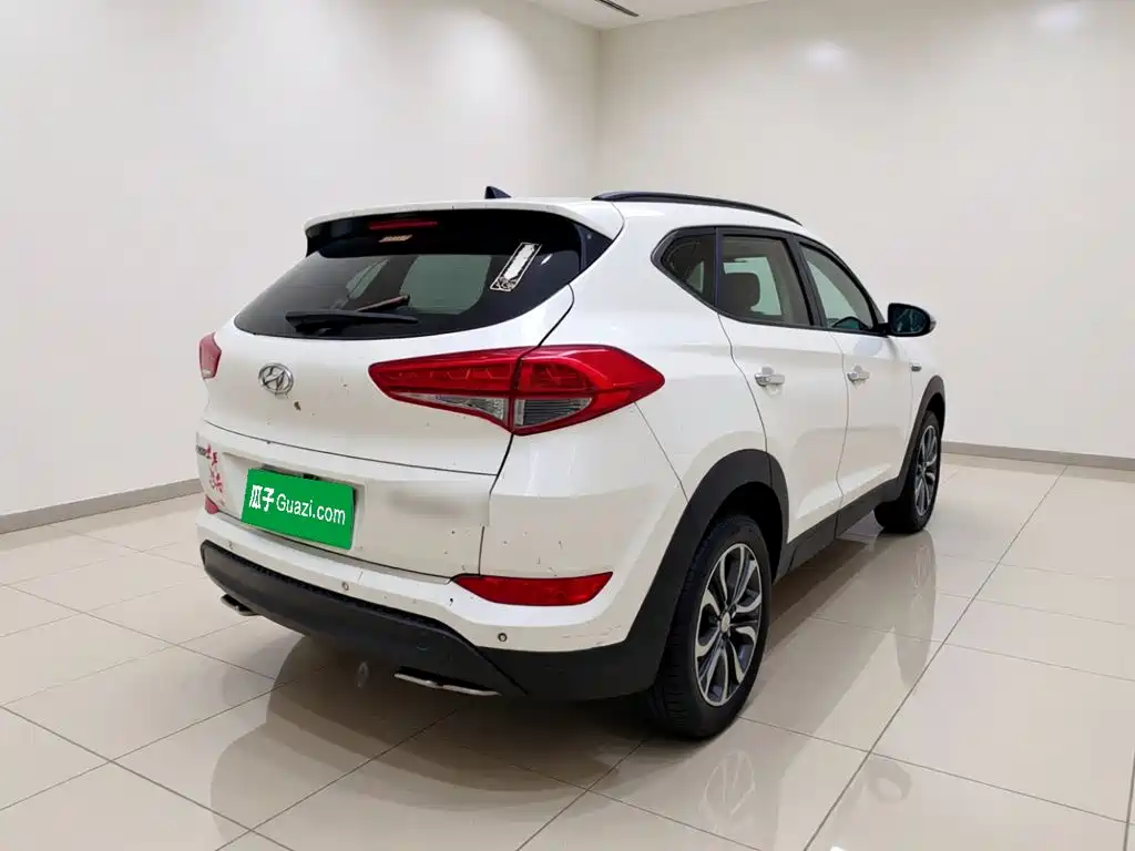 Hyundai Tucson — миниатюра 6