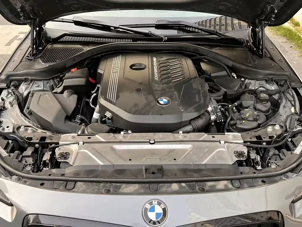 BMW M240i 2025 M240i xDrive