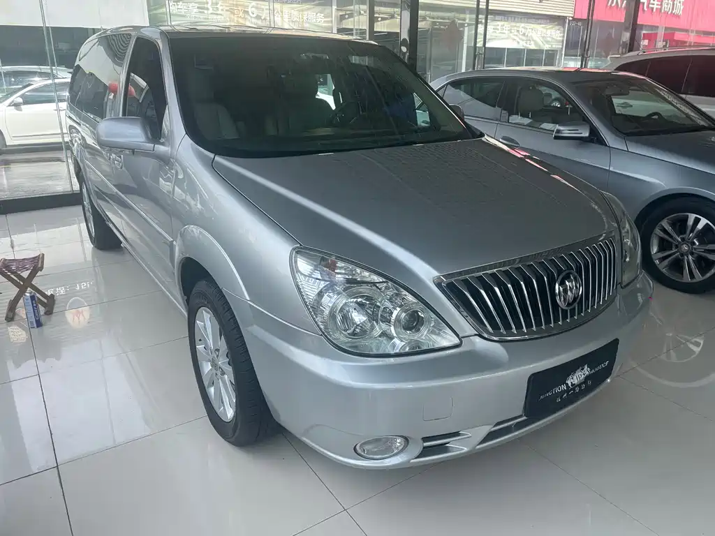 Buick GL8 2014 2.4L