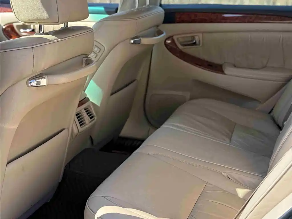 Toyota Crown 2006 2.5L Royal