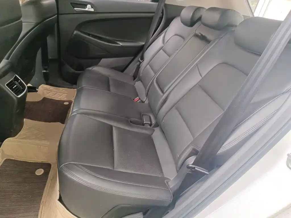 Hyundai Tucson — миниатюра 18