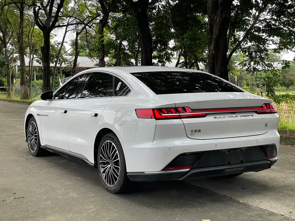 BYD Han — миниатюра 17