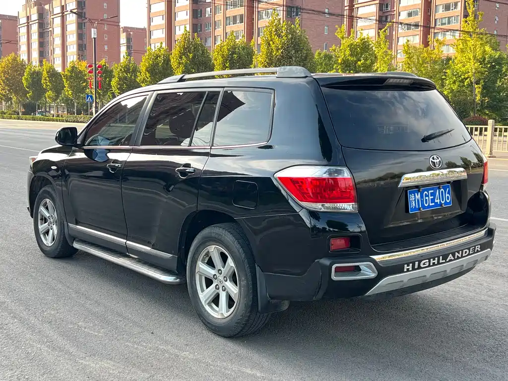 Toyota Highlander — миниатюра 4