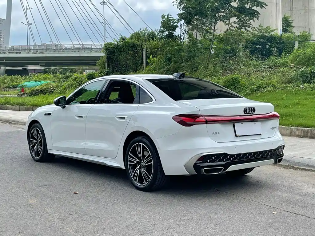 Audi A5L — миниатюра 6