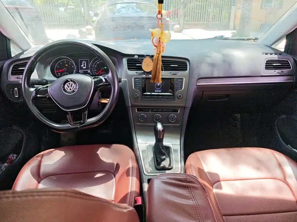 Volkswagen Golf — миниатюра 13