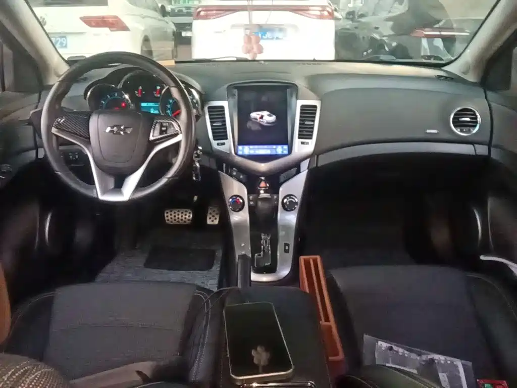 Chevrolet Cruze — миниатюра 10
