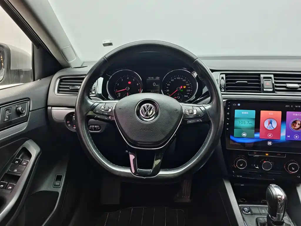 Volkswagen Sagitar — миниатюра 5