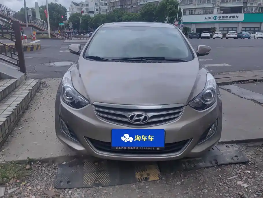 Hyundai Elantra Langdong — миниатюра 2