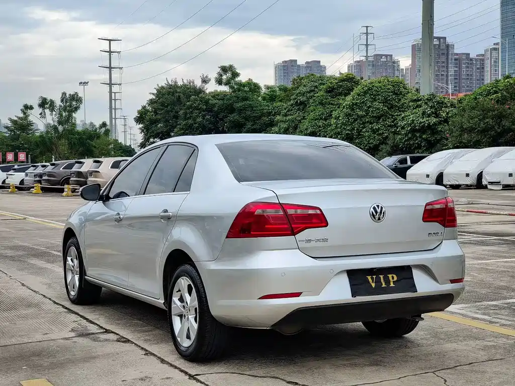 Volkswagen Bora — миниатюра 4