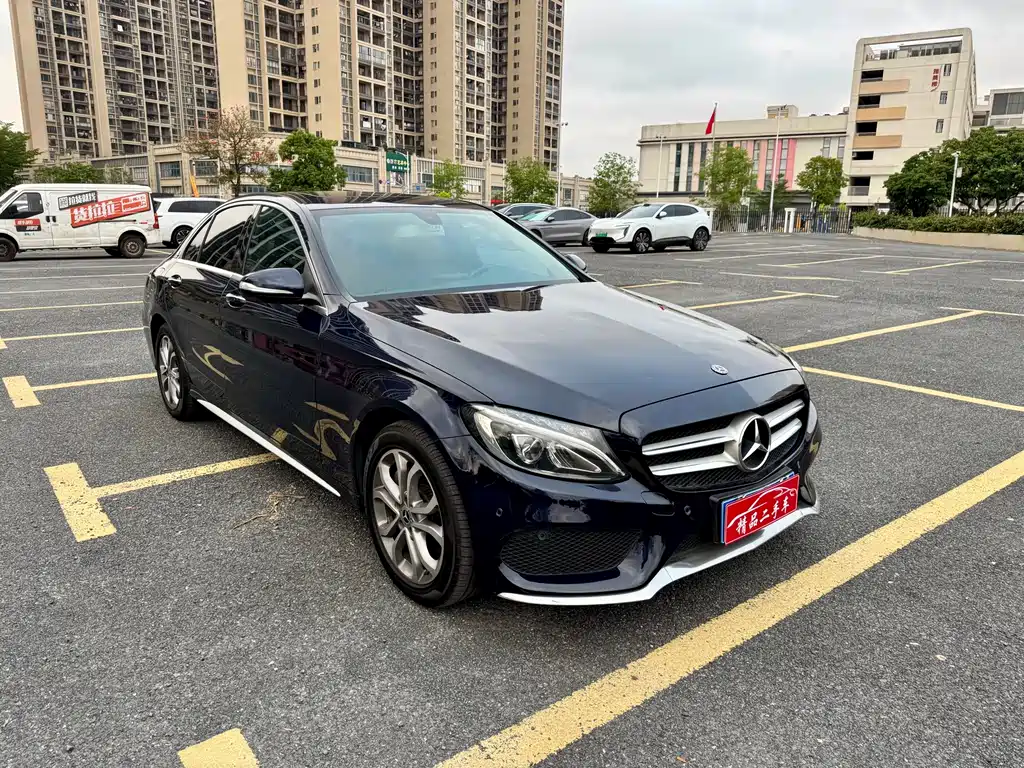 Mercedes-Benz C-Class — миниатюра 3