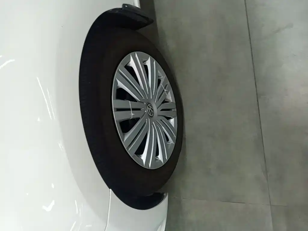 Volkswagen Polo — миниатюра 22
