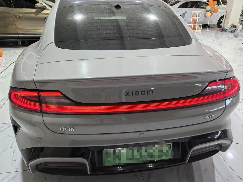 Xiaomi SU7 — миниатюра 4