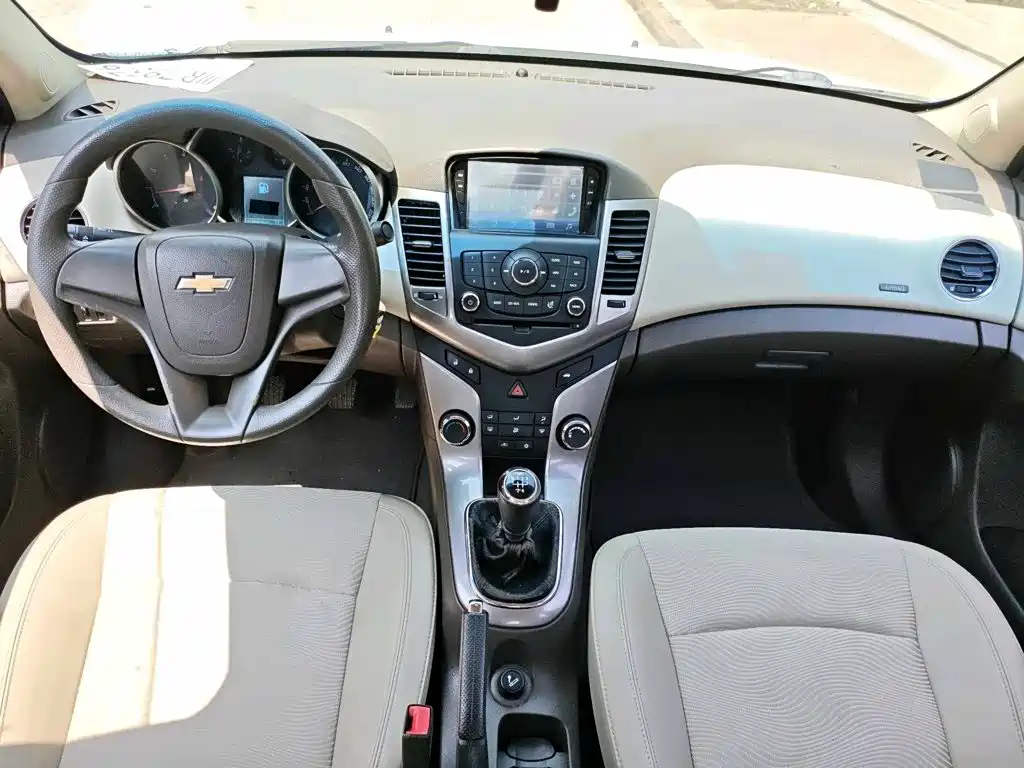 Chevrolet Cruze — миниатюра 7