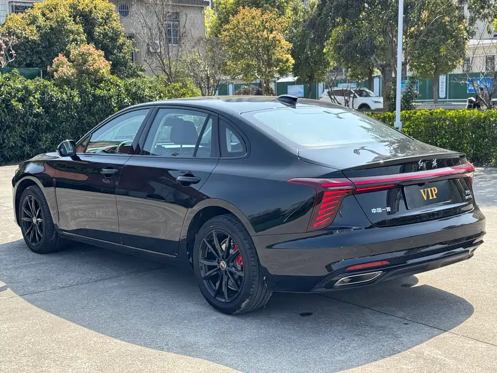 Hongqi Hongqi H5 — миниатюра 13