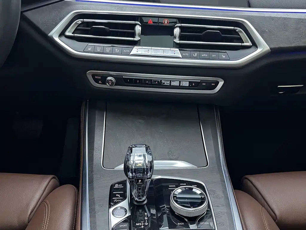 BMW X5 (Import) — миниатюра 8