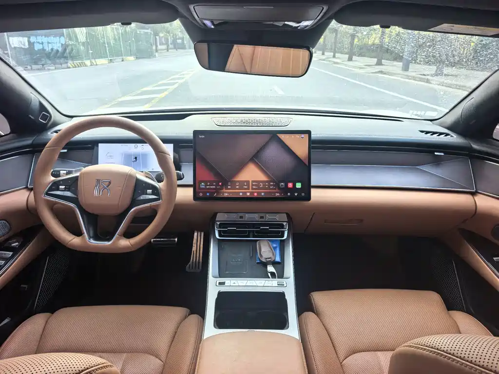 BYD Han L — миниатюра 14
