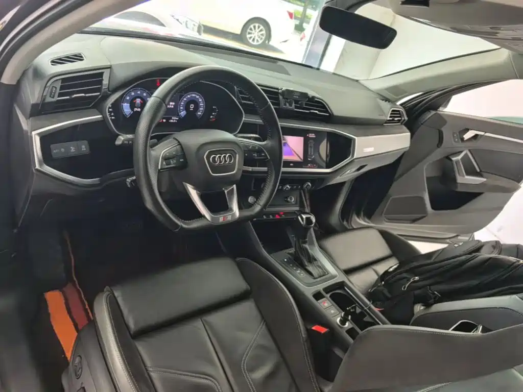 Audi Q3 Sportback — миниатюра 10