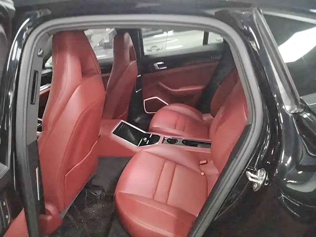 Porsche Panamera — миниатюра 17