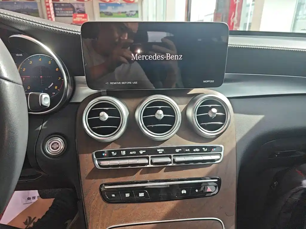 Mercedes-Benz GLC — миниатюра 13
