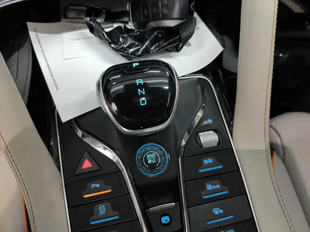BYD PLUS New Energy — миниатюра 14