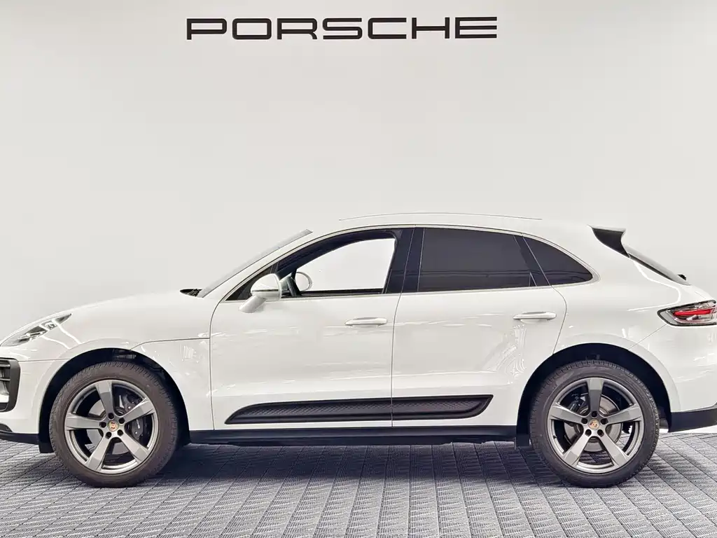 Porsche Macan — миниатюра 4