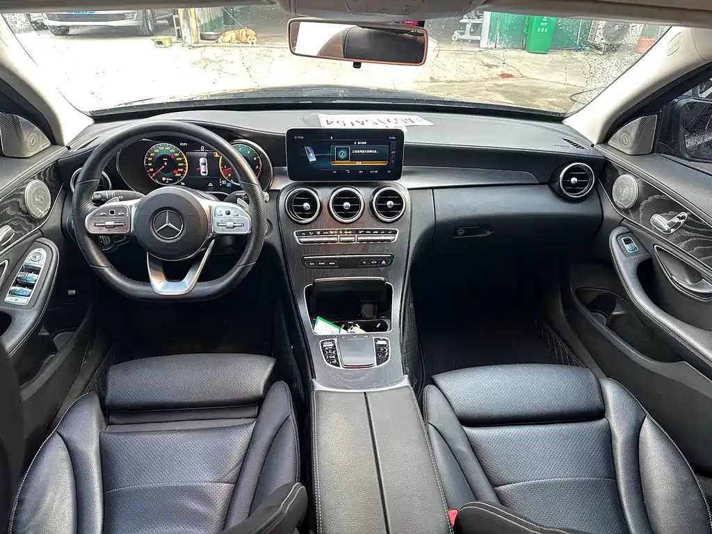 Mercedes-Benz C-Class — миниатюра 9