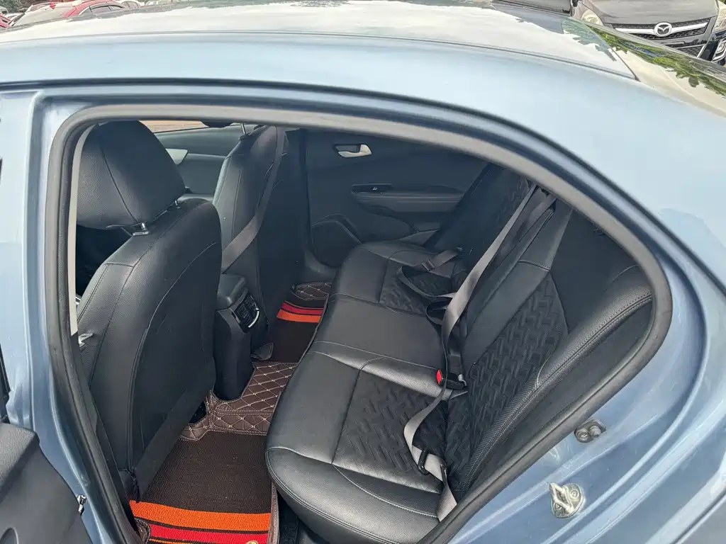 Kia Forte — миниатюра 8