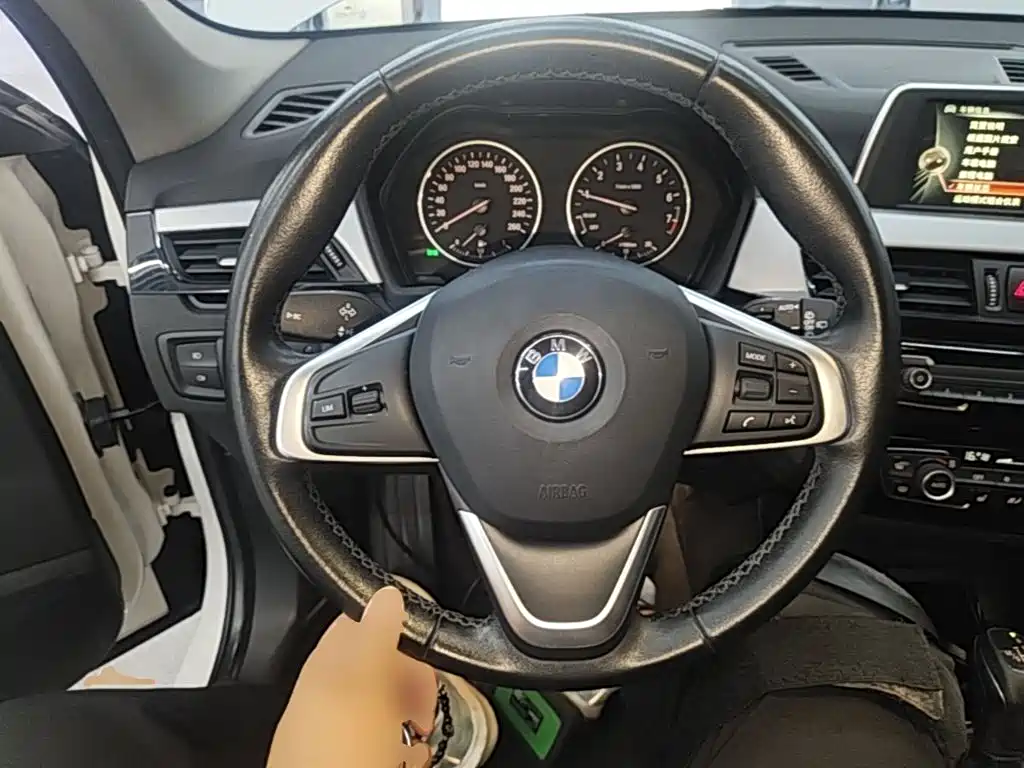 BMW X1 — миниатюра 11