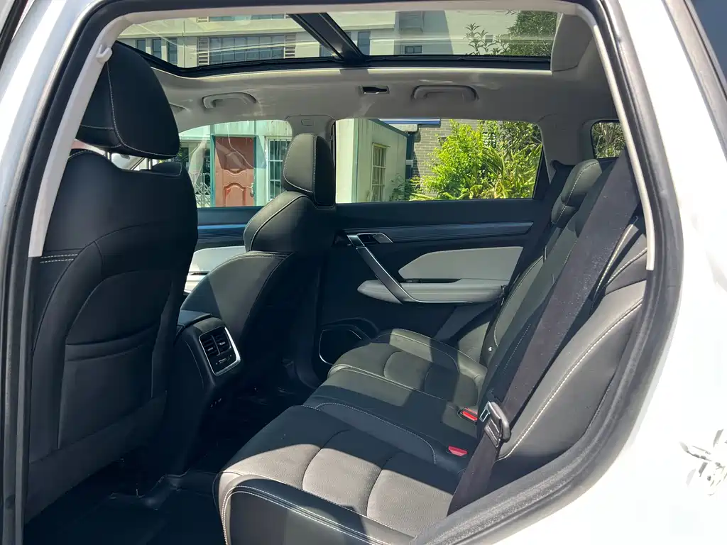 Geely Boyue — миниатюра 18