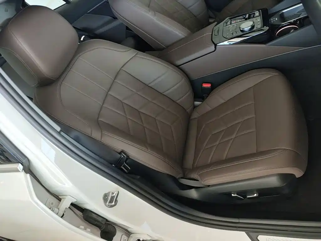 BMW i5 — миниатюра 25