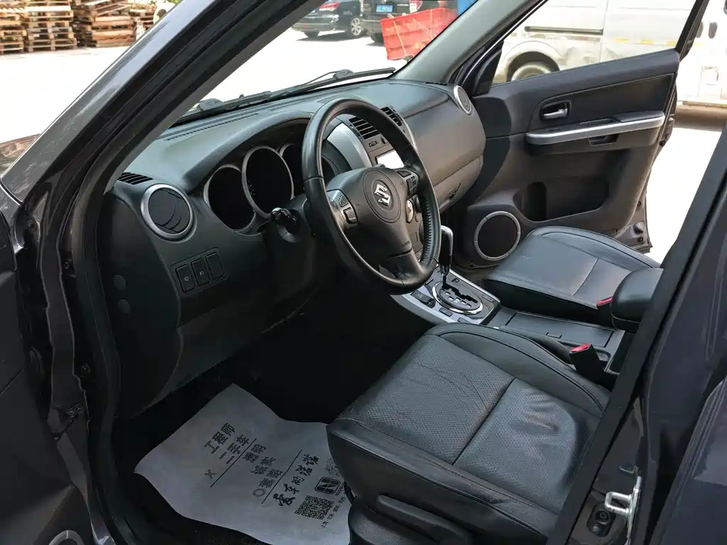 Suzuki Grand Vitara — миниатюра 8